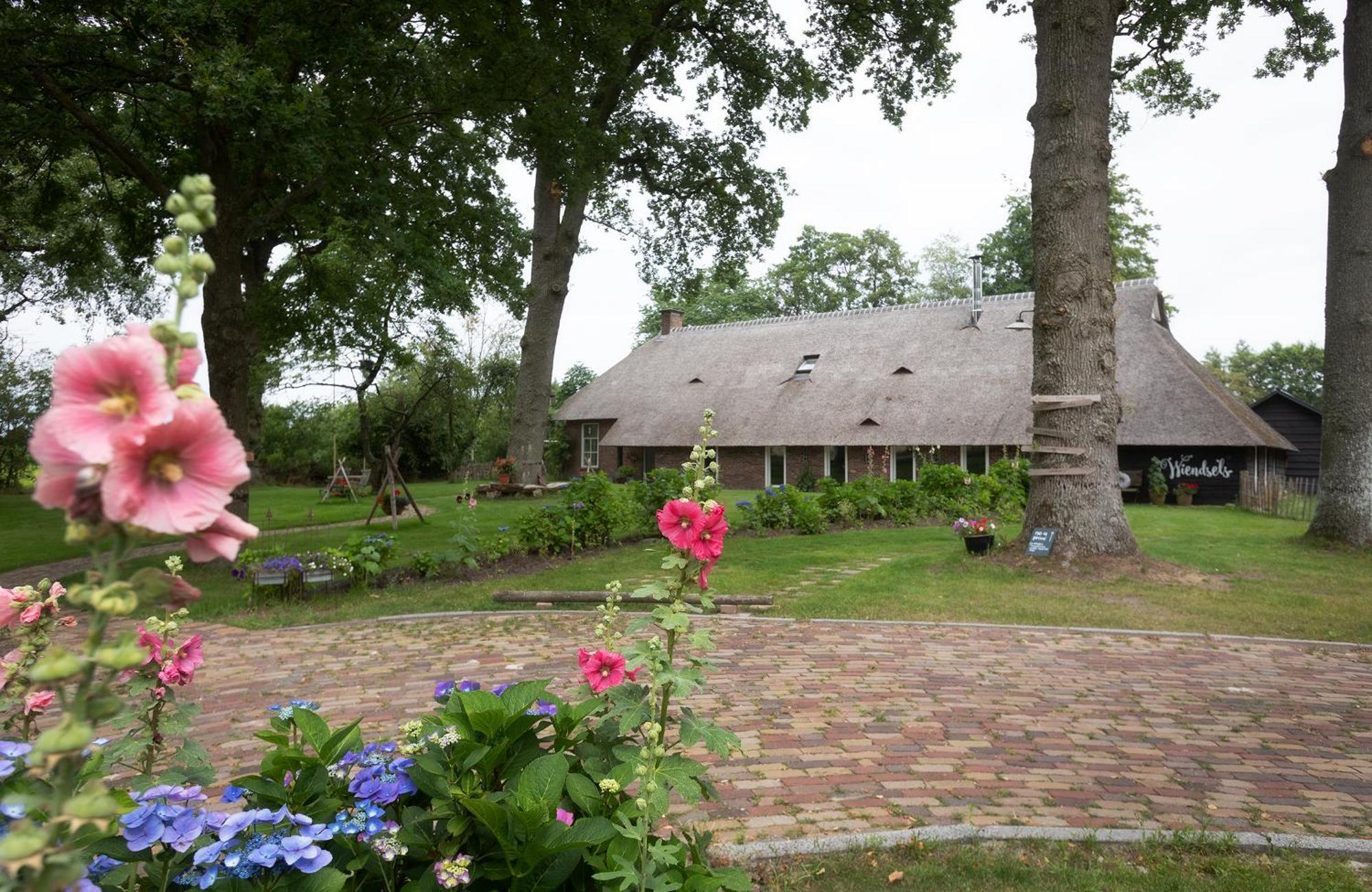 Groepshoeve Wiendsels Weerwille Exterior photo